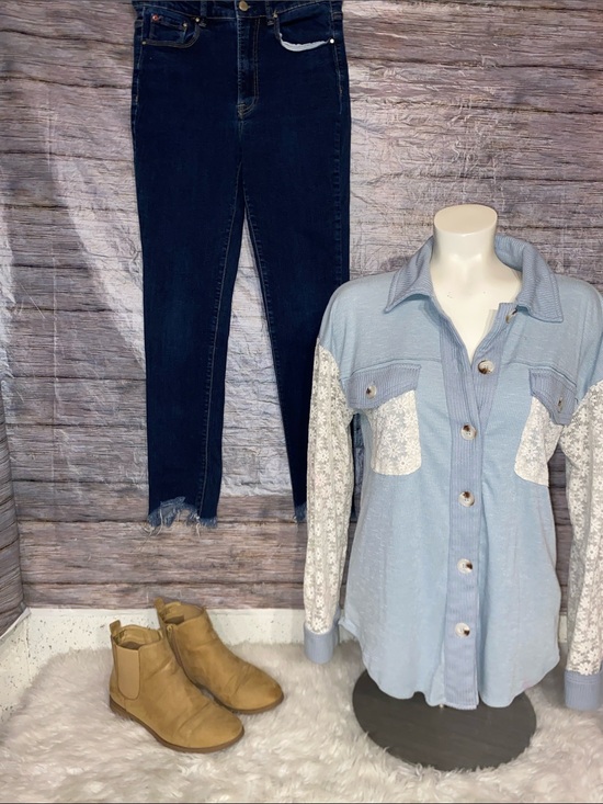 Hem & Thread Tops - Hem & Thread Light Blue Button-Down Shirt Lace Accents